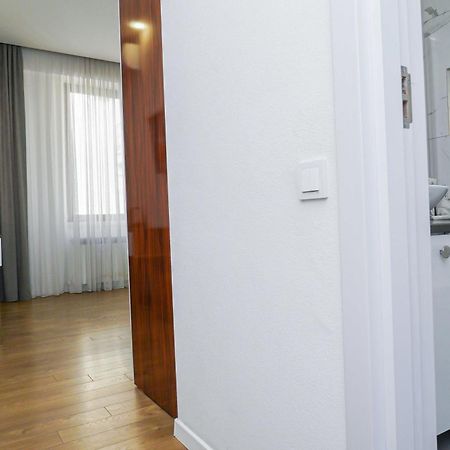 Hotel Type Rooms On Avenue Melikishvili, City Center Tbilisi Exterior foto