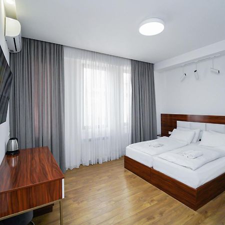 Hotel Type Rooms On Avenue Melikishvili, City Center Tbilisi Exterior foto
