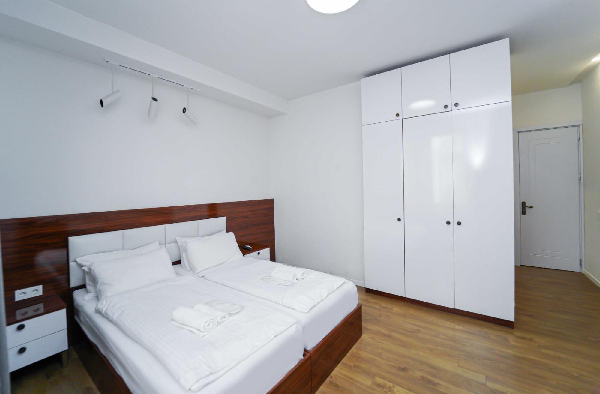 Hotel Type Rooms On Avenue Melikishvili, City Center Tbilisi Exterior foto