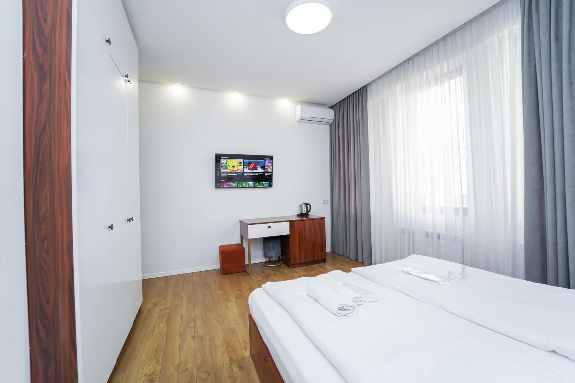 Hotel Type Rooms On Avenue Melikishvili, City Center Tbilisi Exterior foto